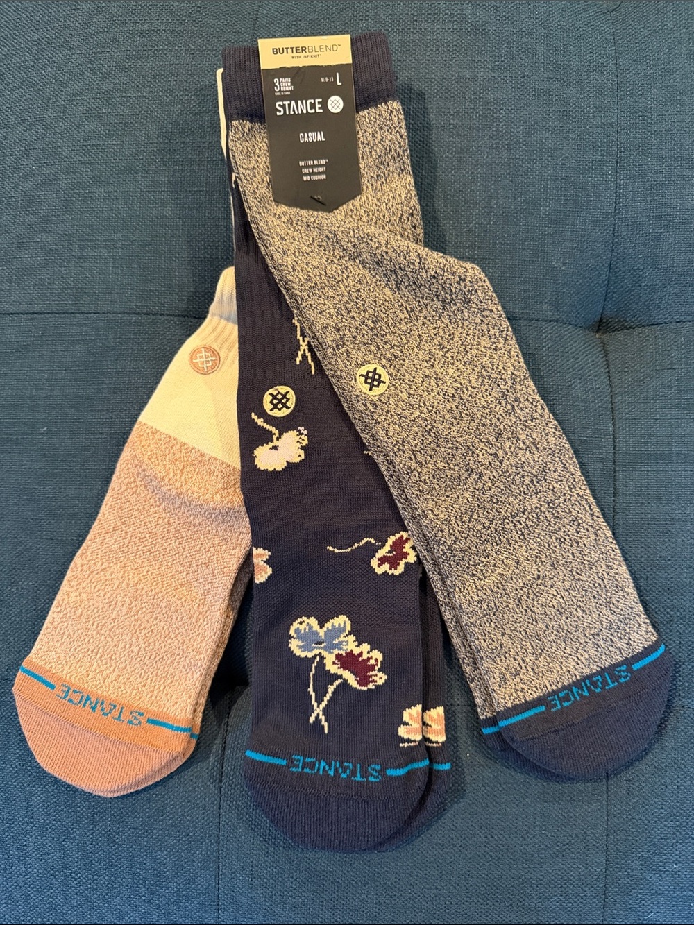 Stance Men’s 3-Pack INFIKNIT Botanical Bliss Casual Crew Socks Butterblend large